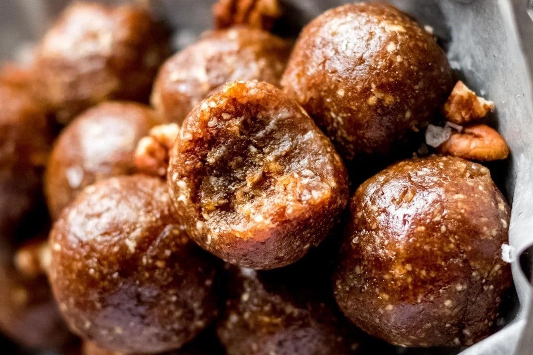 No-Bake Pecan Pie Balls Recipe