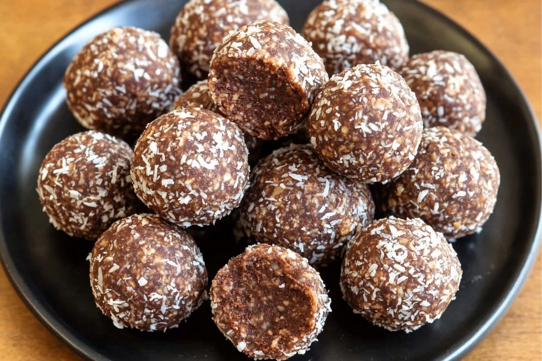 No-Bake Coconut Energy Balls Recipe