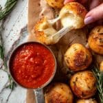 Cheesy Garlic Christmas Tree Bread Recipe